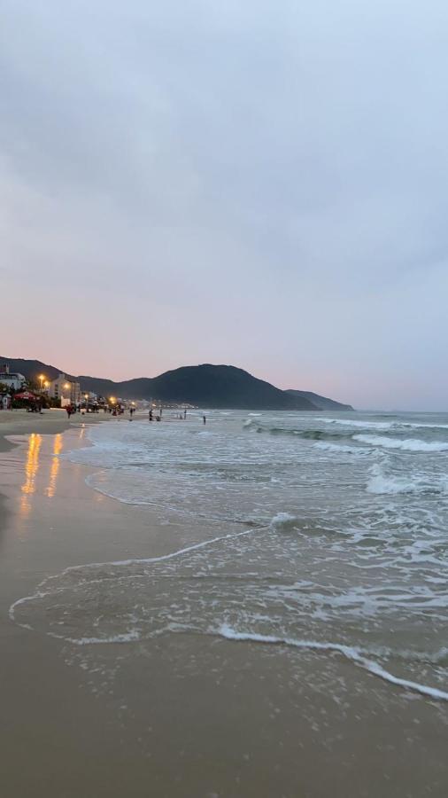 Apartamento Em Frente Ao Mar Apartment Florianopolis Exterior photo